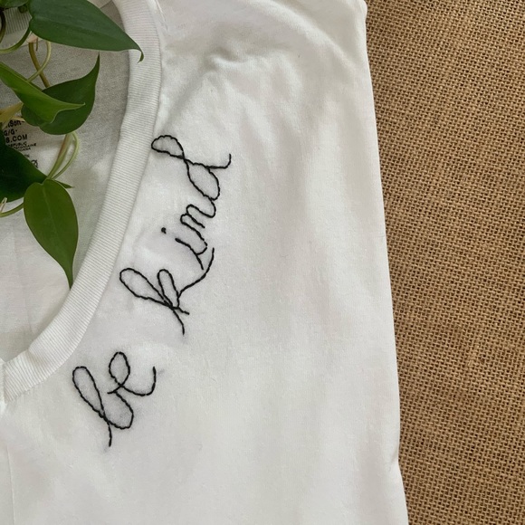Be kind tee - Picture 2 of 3